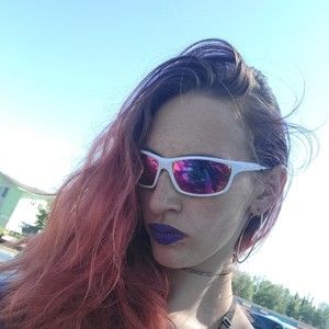 Meet your Posher, Sierra